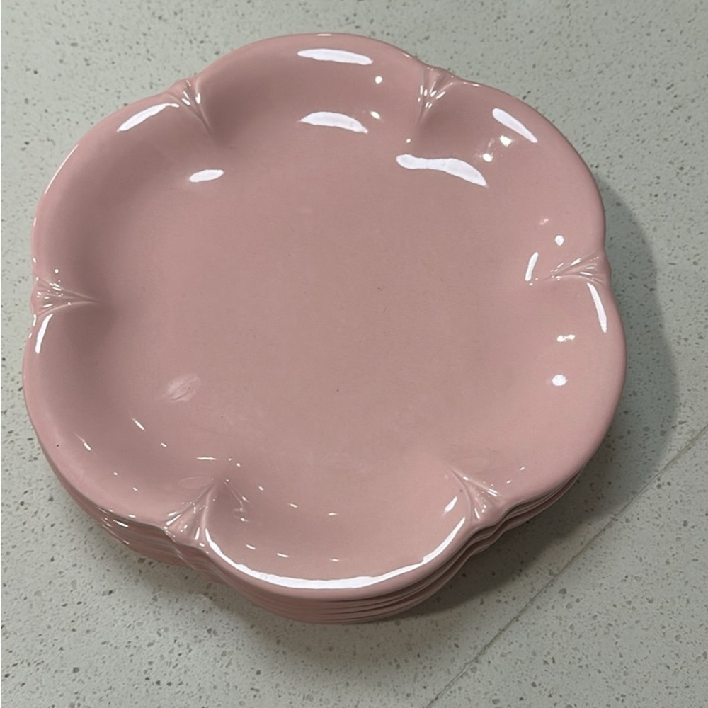 Pink Scalloped Ceramic Plates